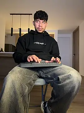 Snapshot of austin_spears_ chatting on February 2026 04:06:01 AM austin spears online show from February 2026 04:06:01 AM