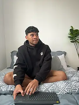 Snapshot of austin_spears_ chatting on February 2026 09:24:02 PM austin spears online show from February 2026 09:24:02 PM