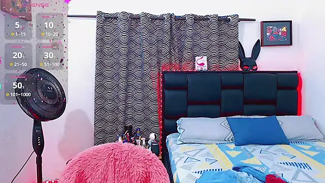 Azley sweet online show from April 2026 02:19:02 PM