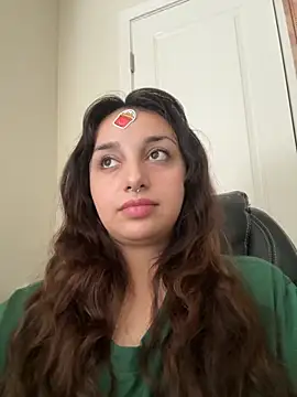 CharmingMaddie online show from November 2025 03:45:02 PM