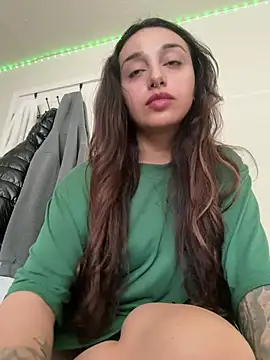CharmingMaddie online show from May 2026 04:33:01 PM