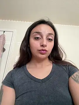 CharmingMaddie online show from May 2026 03:52:02 PM