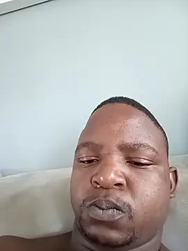 Snapshot of Thabo1004 chatting on February 2026 09:08:01 AM Thabo1004 online show from February 2026 09:08:01 AM