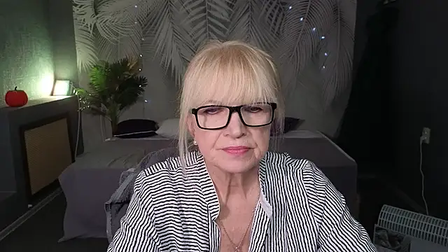 Sabina Ros online show from November 2025 08:14:01 AM