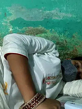 Love-pari077 online show from September 2025 03:04:01 PM