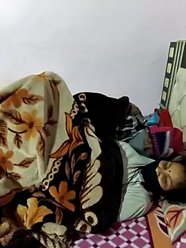 Love-pari077 online show from December 2025 12:40:02 AM