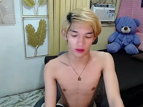 fuckerfriendsxx online show from May 2026 04:12:01 PM