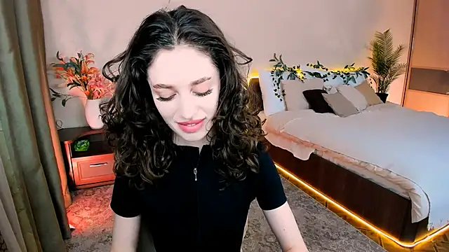 ChristinaConteeree online show from September 2025 04:18:01 PM