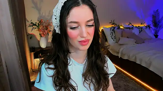 ChristinaConteeree online show from September 2025 11:22:02 AM