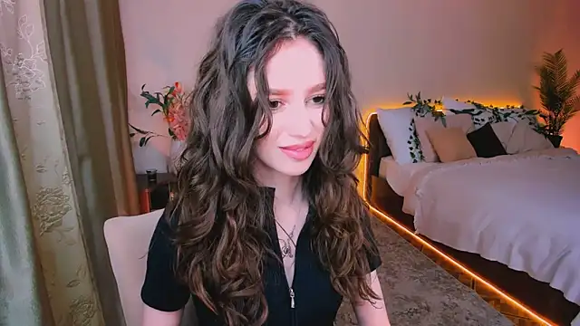 ChristinaConteeree online show from September 2025 07:30:01 PM