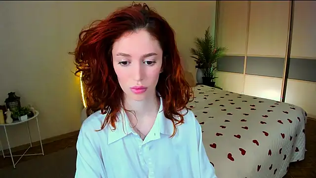 ChristinaConteeree online show from May 2026 07:23:02 PM