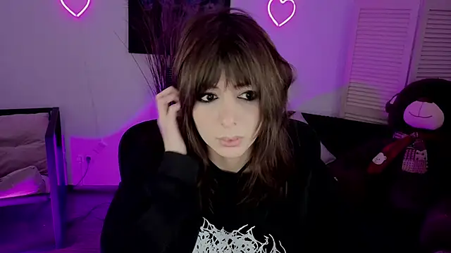 CrystallBloom online show from February 2026 02:09:02 PM