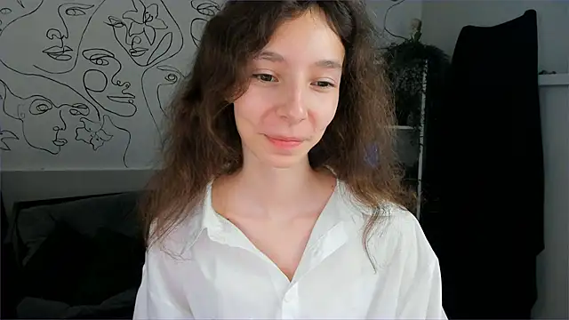 Snapshot of EmmanuellBrown chatting on October 2025 01:07:01 PM EmmanuellBrown online show from October 2025 01:07:01 PM