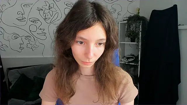 Snapshot of EmmanuellBrown chatting on November 2025 12:06:01 PM EmmanuellBrown online show from November 2025 12:06:01 PM