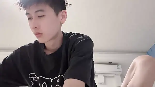 xiaojie2563 online show from October 2025 10:24:01 AM