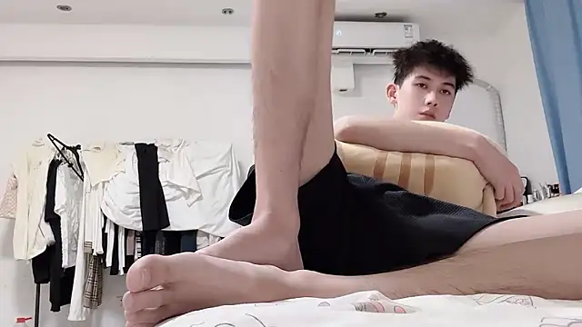 xiaojie2563 online show from November 2025 09:41:02 AM