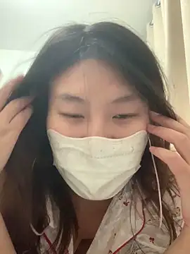 Snapshot of mmm6660 chatting on November 2025 02:18:02 PM mmm6660 online show from November 2025 02:18:02 PM