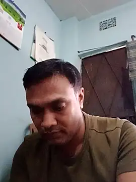 Snapshot of mdshovohossen chatting on December 2025 05:35:02 AM mdshovohossen online show from December 2025 05:35:02 AM