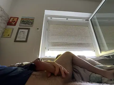 xmilolivex online show from May 2026 08:51:02 AM