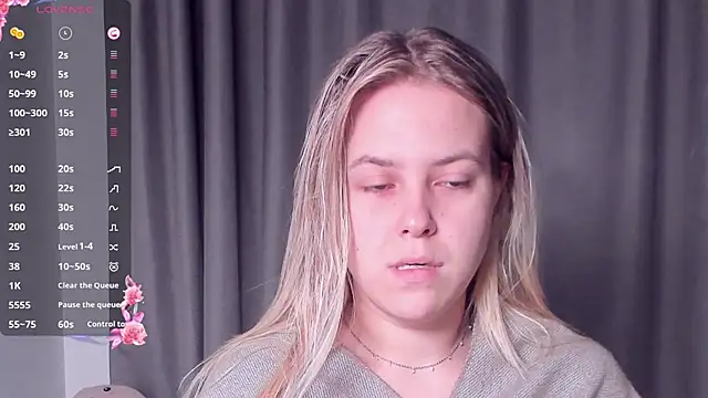 Snapshot of AngelAnty chatting on October 2025 03:10:01 PM AngelAnty online show from October 2025 03:10:01 PM