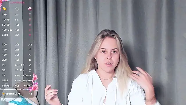 Snapshot of AngelAnty chatting on October 2025 04:06:02 PM AngelAnty online show from October 2025 04:06:02 PM