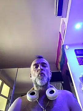 GabyCollado5 online show from May 2026 01:27:01 PM