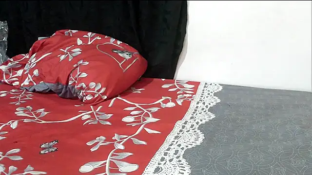 angelainparis28 online show from September 2025 05:39:02 AM