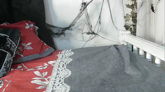 angelainparis28 online show from October 2025 01:03:01 AM