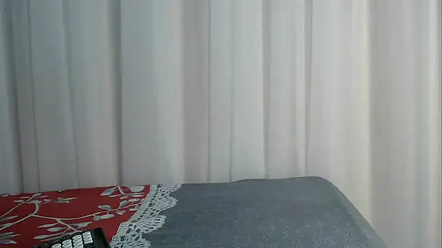 angelainparis28 online show from November 2025 06:57:01 AM