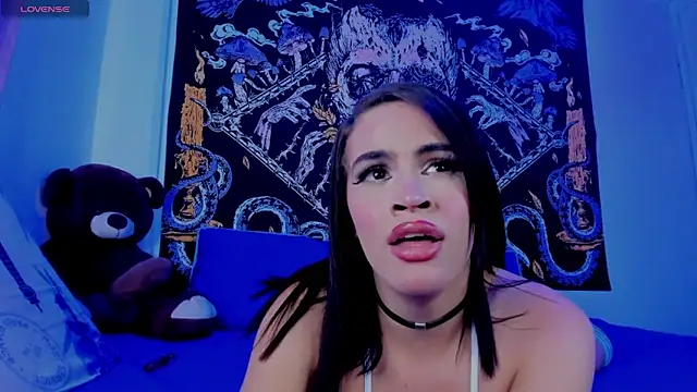 Mafer Osorio online show from October 2025 05:08:01 PM