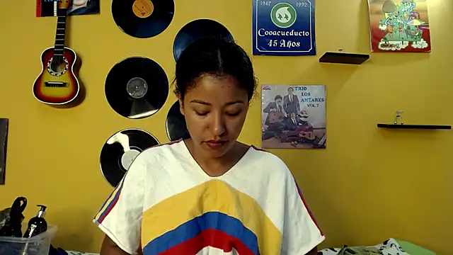 meisevil77 online show from February 2026 02:43:01 AM