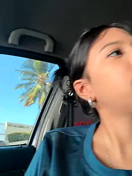 Snapshot of lynn9000 chatting on October 2025 07:59:01 PM lynn9000 online show from October 2025 07:59:01 PM