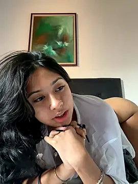 Snapshot of lynn9000 chatting on December 2025 08:25:01 PM lynn9000 online show from December 2025 08:25:01 PM