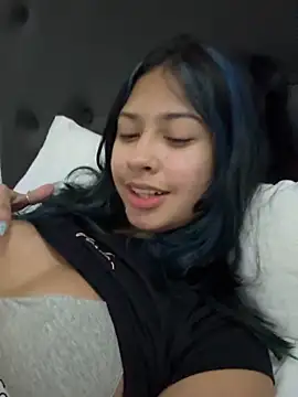 Snapshot of lynn9000 chatting on February 2026 11:56:01 PM lynn9000 online show from February 2026 11:56:01 PM