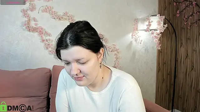 Michele Greenn online show from September 2025 01:05:02 AM