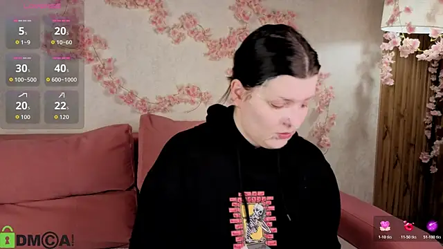 Michele Greenn online show from November 2025 01:39:02 AM