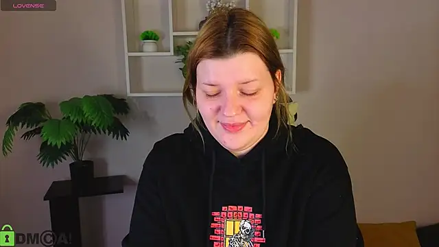 Michele Greenn online show from February 2026 01:04:02 AM