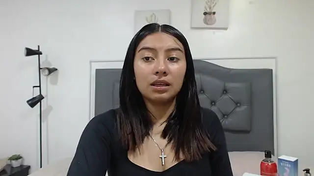 Janne  online show from December 2025 12:15:02 AM