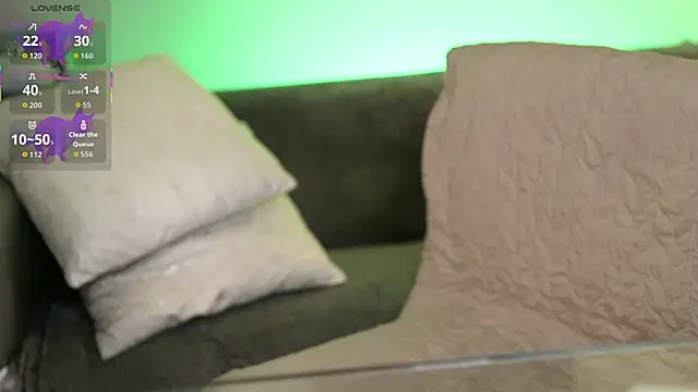 NovaHollisx online show from October 2025 04:24:02 AM