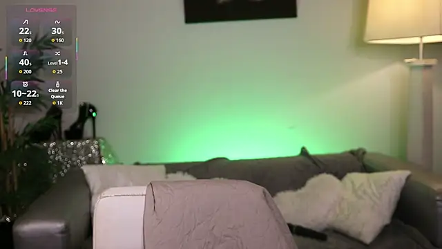 NovaHollisx online show from November 2025 02:44:02 AM