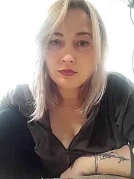 Snapshot of Xseniy chatting on October 2025 02:21:02 PM Xseniy online show from October 2025 02:21:02 PM