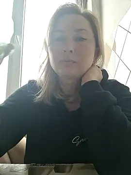 Snapshot of Xseniy chatting on November 2025 09:21:01 AM Xseniy online show from November 2025 09:21:01 AM