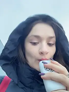 KittyQueeny online show from November 2025 07:07:01 AM