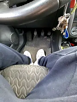 Snapshot of giova17cm chatting on February 2026 02:31:01 PM giova17cm online show from February 2026 02:31:01 PM