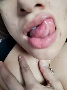 Snapshot of Angels_tomsop chatting on October 2025 02:15:02 PM Angels tomsop online show from October 2025 02:15:02 PM