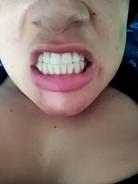 Snapshot of Angels_tomsop chatting on December 2025 07:42:02 PM Angels tomsop online show from December 2025 07:42:02 PM