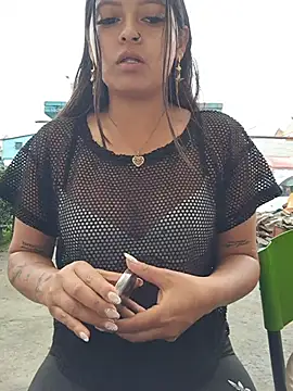 LunaHot 777 online show from November 2025 06:26:01 PM