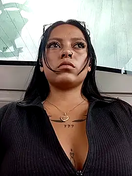 LunaHot 777 online show from February 2026 07:20:01 PM