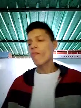 Snapshot of elinnki chatting on November 2025 06:55:02 PM elinnki online show from November 2025 06:55:02 PM