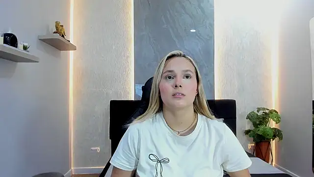 Emmaa white  online show from May 2026 05:30:01 PM